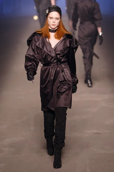 Look 46